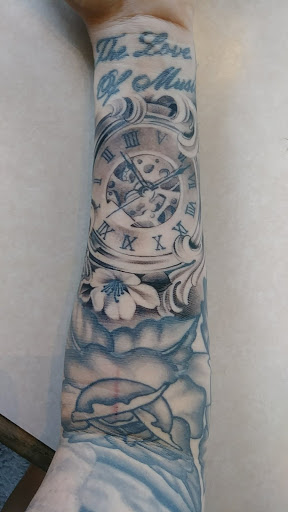 Tattoo Shop «Blackbird Tattoo», reviews and photos, 721 E San Bernardino Rd, Covina, CA 91723, USA