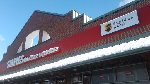Office Supply Store «Staples», reviews and photos, 1201 Kings Hwy, Fairfield, CT 06824, USA