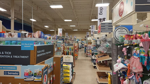 Pet Supply Store «PetSmart», reviews and photos, 1505 11th Ave NW, Issaquah, WA 98027, USA