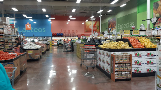 Grocery Store «El Super», reviews and photos, 315 San Fernando Mission Blvd, San Fernando, CA 91340, USA
