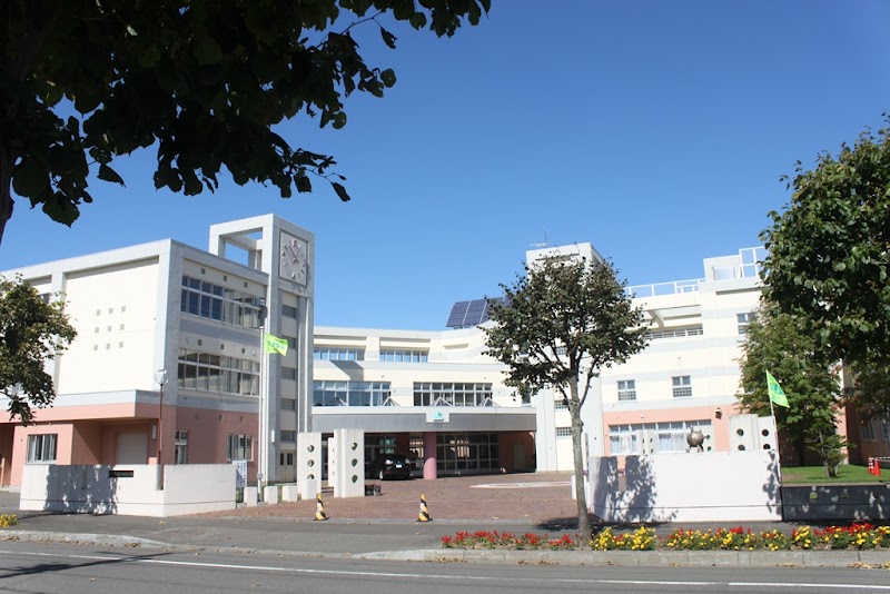 札幌市立美しが丘緑小学校
