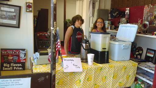 Grocery Store «Turner Market», reviews and photos, 5250 Chicago St SE, Turner, OR 97392, USA