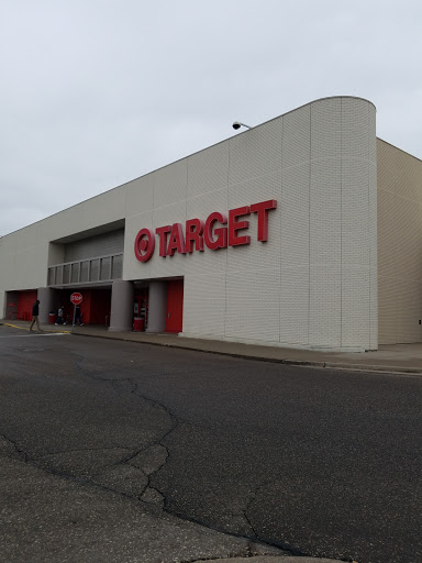 Department Store «Target», reviews and photos, 6100 Shingle Creek Pkwy, Brooklyn Center, MN 55430, USA