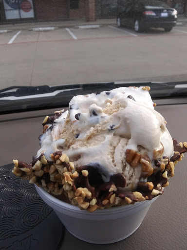 Ice Cream Shop «Marble Slab Creamery», reviews and photos, 780 E Road to Six Flags St #234, Arlington, TX 76011, USA