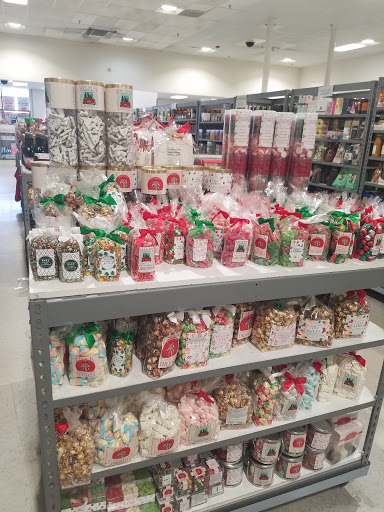 Home Goods Store «Tuesday Morning», reviews and photos, 1171 Maryland Ave, Hagerstown, MD 21740, USA