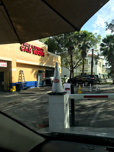 Car Wash «Pines Express Car Wash», reviews and photos, 181 NW 180th Ave, Pembroke Pines, FL 33029, USA