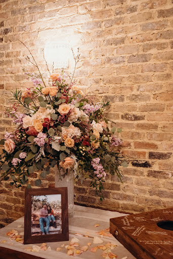 Florist «Petal Palace», reviews and photos, 15033 Nacogdoches Rd # 300, San Antonio, TX 78247, USA