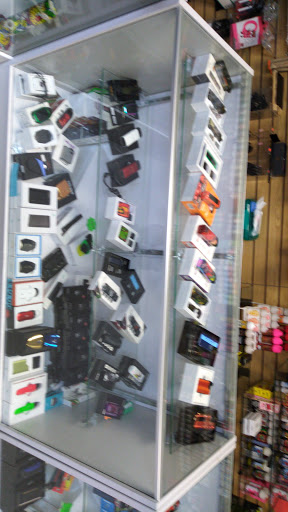 Tobacco Shop «Denver Cigarette Store», reviews and photos, 1014 S Federal Blvd, Denver, CO 80219, USA