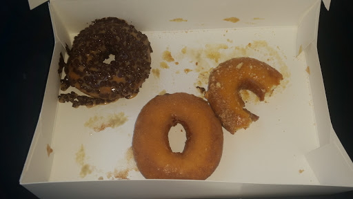 Donut Shop «The Fractured Prune», reviews and photos, 10209 Grand Central Ave, Owings Mills, MD 21117, USA
