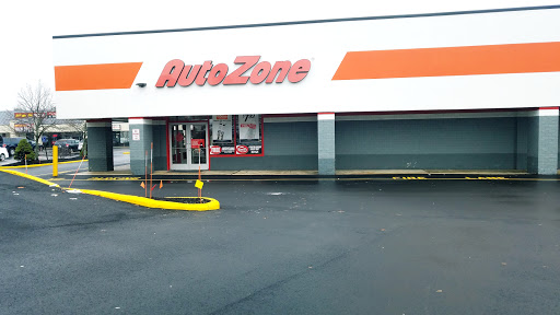 Auto Parts Store «AutoZone», reviews and photos, 1981 Woodbury Ave, Portsmouth, NH 03801, USA