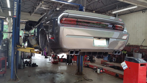 Car Repair and Maintenance «Northridge Automotive Service & Tires», reviews and photos, 5445 N Ridge Rd, Madison, OH 44057, USA