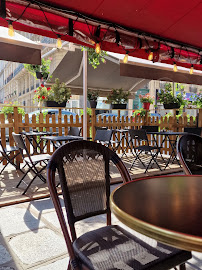 Atmosphère du Restaurant méditerranéen Café Mélody à Paris - n°6