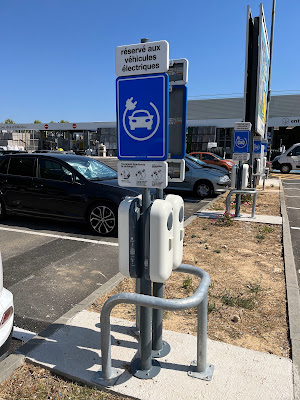 Shell Recharge Charging Station à Béziers