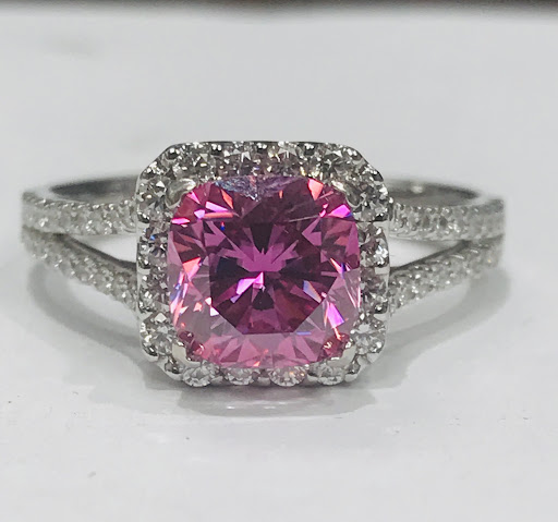 Jewelry Store «Tidewater Diamond», reviews and photos, 200 N Battlefield Blvd #3, Chesapeake, VA 23320, USA