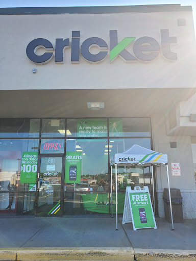 Cell Phone Store «Cricket Wireless Authorized Retailer», reviews and photos, 1701 N Larkin Ave #601, Crest Hill, IL 60403, USA