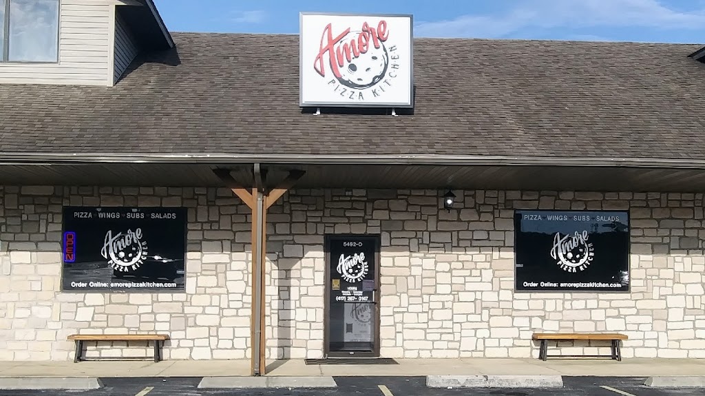 Amore Pizza Kitchen 65725