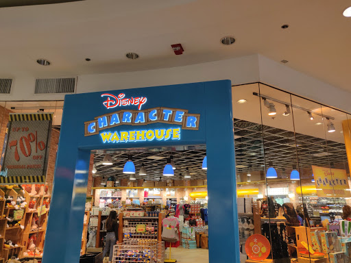 Shopping Mall «Sawgrass Mills», reviews and photos, 12801 W Sunrise Blvd, Sunrise, FL 33323, USA