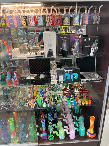 Tobacco Shop «Mix Smoke Shop», reviews and photos, 585 S Knott Ave, Anaheim, CA 92804, USA