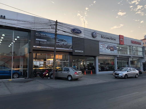 Tiendas Jeep Chimbote