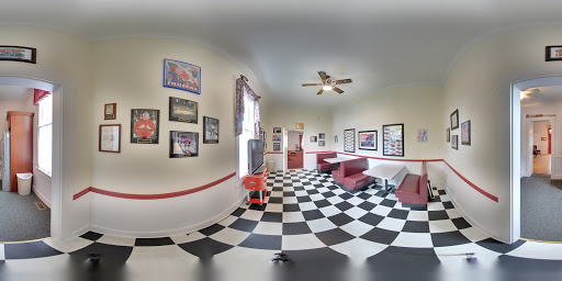 Funeral Home «Freeman Family Funeral Homes and Crematory», reviews and photos, 819 S Harrison St, Shelbyville, IN 46176, USA