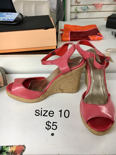 Thrift Store «Inspired Thrift Store», reviews and photos, 7 Somerset St, Ocean City, MD 21842, USA