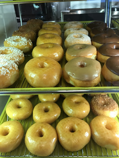 Donut Shop «Donut Delicious Coffee Shop», reviews and photos, 1231 N Cactus Ave # B, Rialto, CA 92376, USA