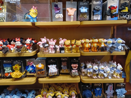 Toy Store «Disney Store», reviews and photos, 587 E Shaw Ave, Fresno, CA 93710, USA