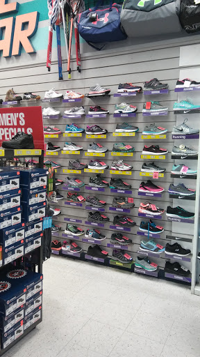 Sporting Goods Store «Big 5 Sporting Goods», reviews and photos, 7111 Eastern Ave, Bell Gardens, CA 90201, USA