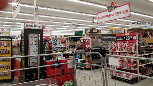 Home Improvement Store «Tractor Supply Co.», reviews and photos, 321 N 3rd St, Oxford, PA 19363, USA