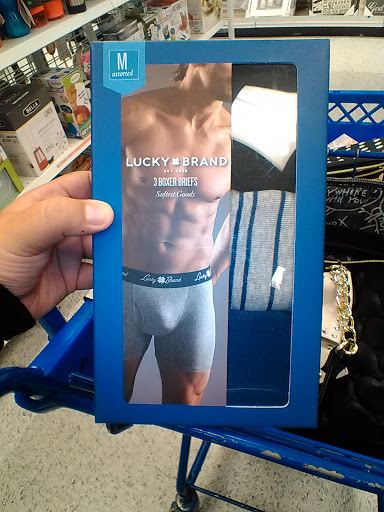 Clothing Store «Ross Dress for Less», reviews and photos, 16930 San Fernando Mission Blvd, Granada Hills, CA 91344, USA