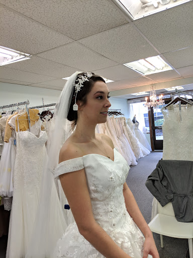 Bridal Shop «Adore Bridal Consignment Boutique», reviews and photos, 33720 9th Ave S #11, Federal Way, WA 98003, USA