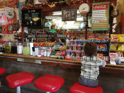 Bar «Gruene Hall», reviews and photos, 1281 Gruene Rd, New Braunfels, TX 78130, USA