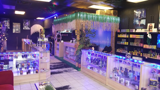 Vaporizer Store «Chasing Vapes E-Cigs & Lounge», reviews and photos, 1206 E Main St #110, Allen, TX 75002, USA