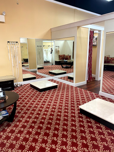 Bridal Shop «Darianna Bridal & Tuxedo», reviews and photos, 241 Easton Rd, Warrington, PA 18976, USA
