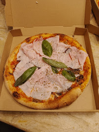 Plats et boissons du Pizzas à emporter Testi Pizz à Saint-Bonnet-de-Mure - n°17