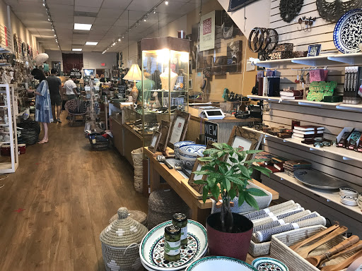 Ten Thousand Villages, 1054 Chapel St, New Haven, CT 06510, USA, 