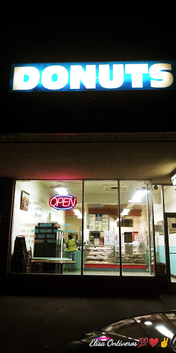 Donut Shop «Blue Pantry Donuts», reviews and photos, 741 Colusa Ave, Yuba City, CA 95991, USA