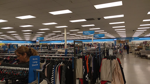 Clothing Store «Ross Dress for Less», reviews and photos, 2519 Tuscany St, Corona, CA 92881, USA