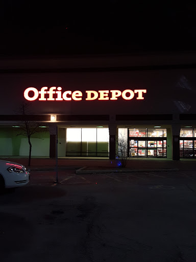 Office Supply Store «Office Depot», reviews and photos, 288 E Geneva Rd, Wheaton, IL 60187, USA