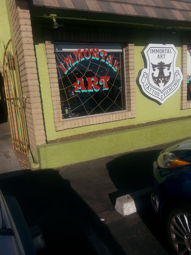 Body Piercing Shop «Immortal Art Tattoo & Body Piercing : Scottsdale», reviews and photos, 10255 N Scottsdale Rd #1, Paradise Valley, AZ 85253, USA