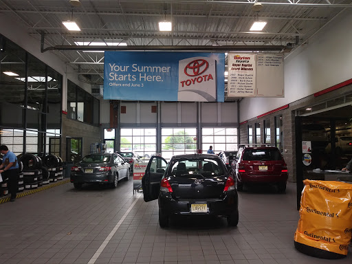 Toyota Dealer «Dayton Toyota», reviews and photos, 2291 US-130, Dayton, NJ 08810, USA