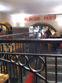 Atmosphère du Restaurant Burger & Fries à Paris - n°5