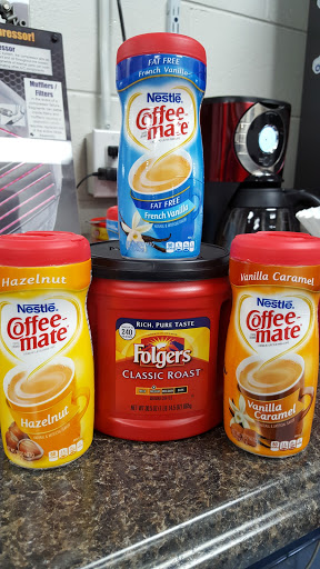 Auto Repair Shop «Certified Express Lube & Auto Service», reviews and photos, 6540 KY-146, Crestwood, KY 40014, USA