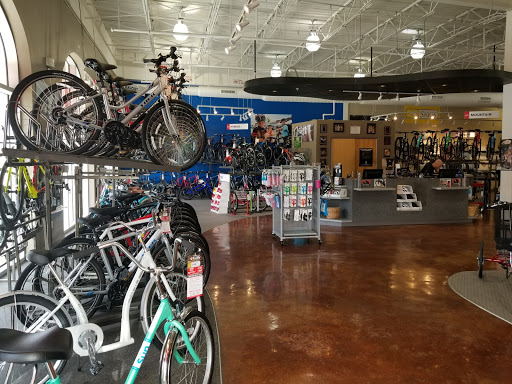 Bicycle Store «Trek Bicycle Store of Estero», reviews and photos, 8001 Plaza del Lago Dr #101, Estero, FL 33928, USA