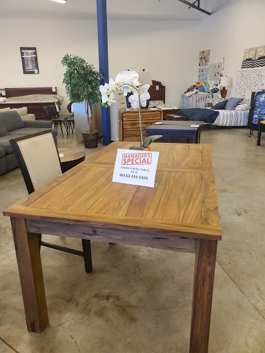 Furniture Store «Furniture Connexion», reviews and photos, 1800 NW Fairview Dr, Gresham, OR 97030, USA