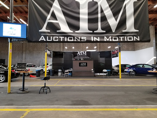 Auctions in Motion