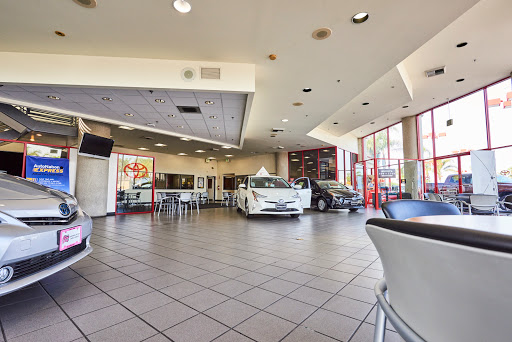 Toyota Dealer «AutoNation Toyota Buena Park», reviews and photos, 6400 Beach Blvd, Buena Park, CA 90621, USA