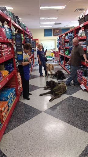 Pet Supply Store «Petco Animal Supplies», reviews and photos, 2722 N Josey Ln #107, Carrollton, TX 75007, USA