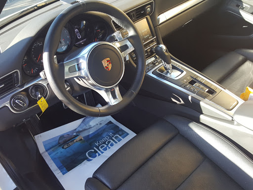 Auto Body Shop «Dayas Custom Auto», reviews and photos, 6650 Kingspointe Pkwy, Orlando, FL 32819, USA