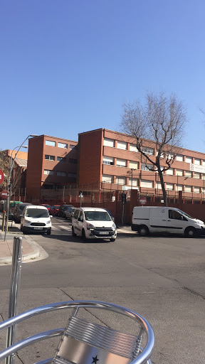 Escuela Ferran de Sagarra en Santa Coloma de Gramenet